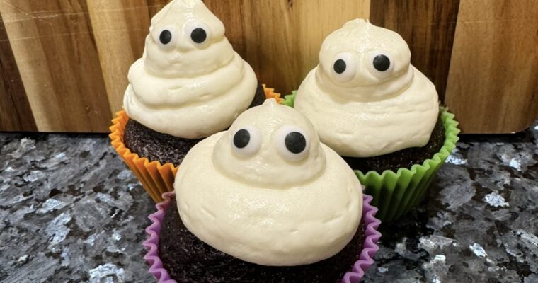 Chocolate Cupcakes with Whipped Cream Icing (Spooky Edition!)